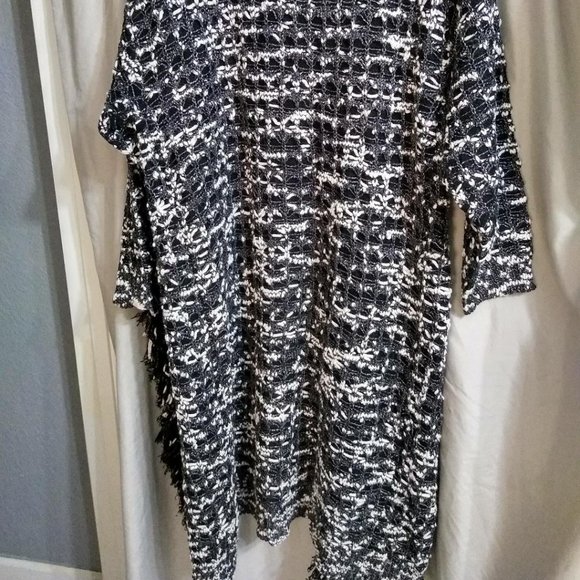 FoxieDox black and white duster cardigan sweater NWT Size Large - Picture 7 of 9